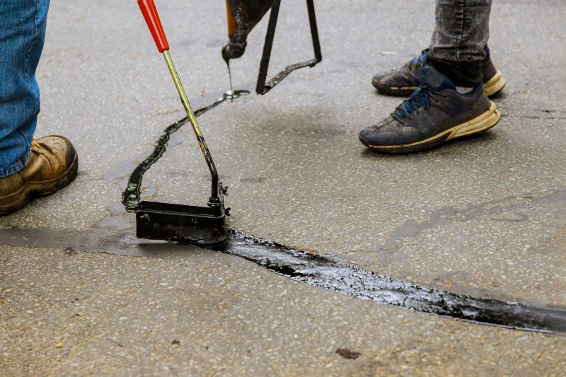 Residential Asphalt Sealing in Miami Dade County, FL